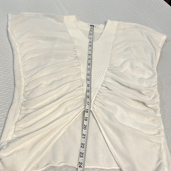 Jules of Morocco white Top. Hand woven in Morocco. Very chic. Sm/Med - Picture 5 of 9